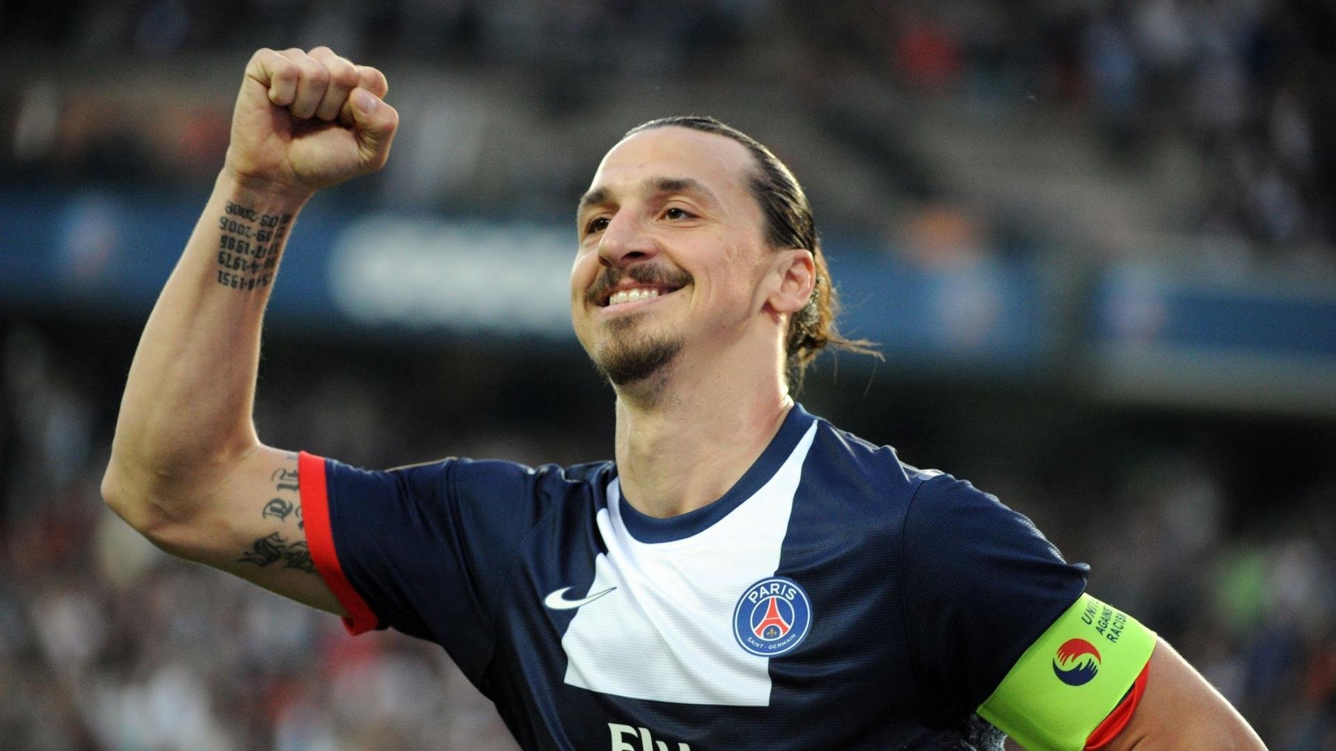 世界杯超燃剪辑：最令人难忘的瞬间合集，世界杯超燃视频